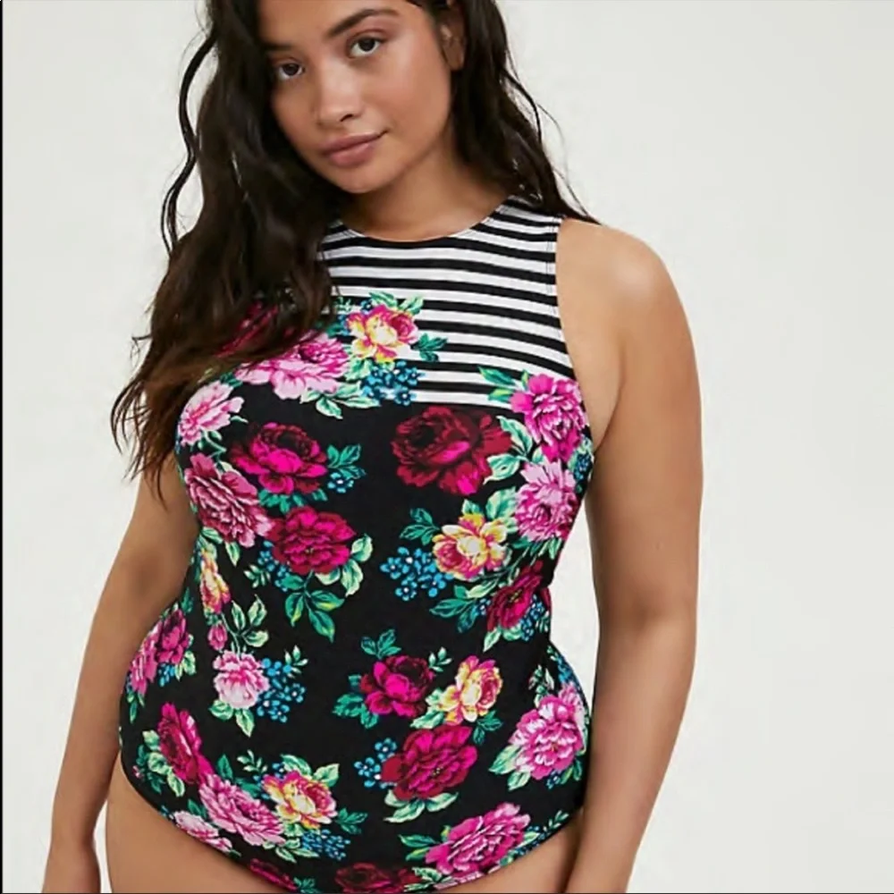 New! Torrid sz 2 Floral Stripe Bathing Swim Suit size 2X - Picture 2 of 3